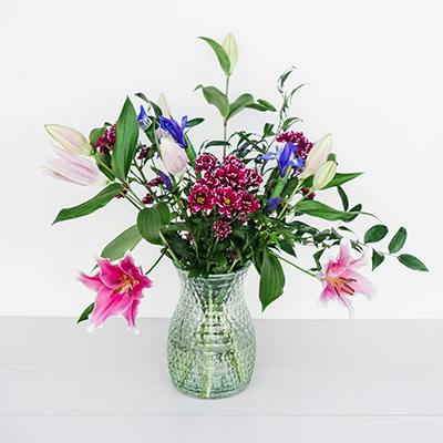 Cecilia in the vase
